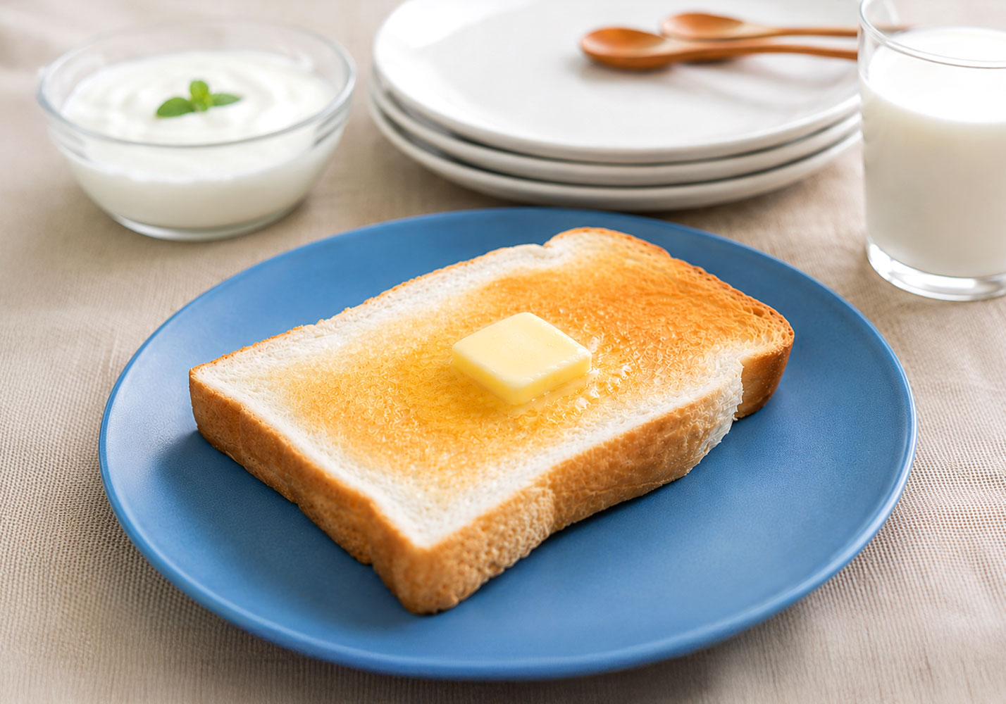 パンだけで済ませる